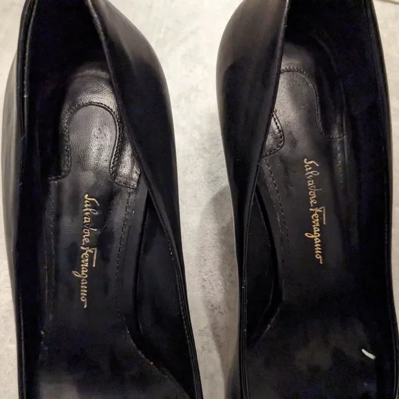 Salvatore Ferragamo Pointed Toe Pump Black Size 7C Bow Embellished Made In Italy - Picture 7 of 12